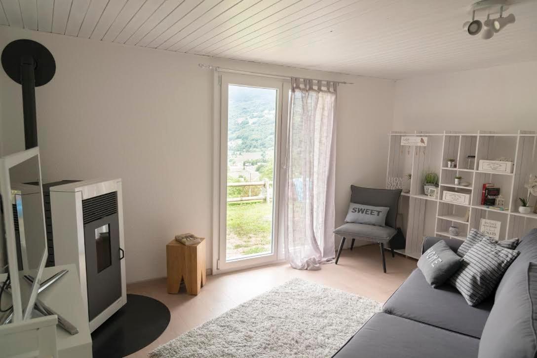 Modern Charme Studio In Chalet Ponto Valentino Exterior foto